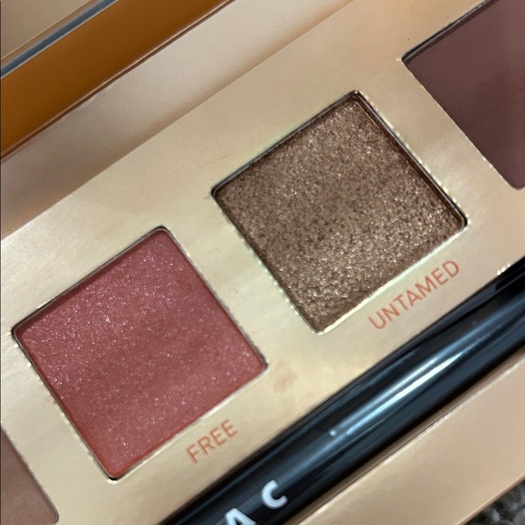 LORAC Unzipped Brazen Eyeshadow Palette - Picture 5 of 6